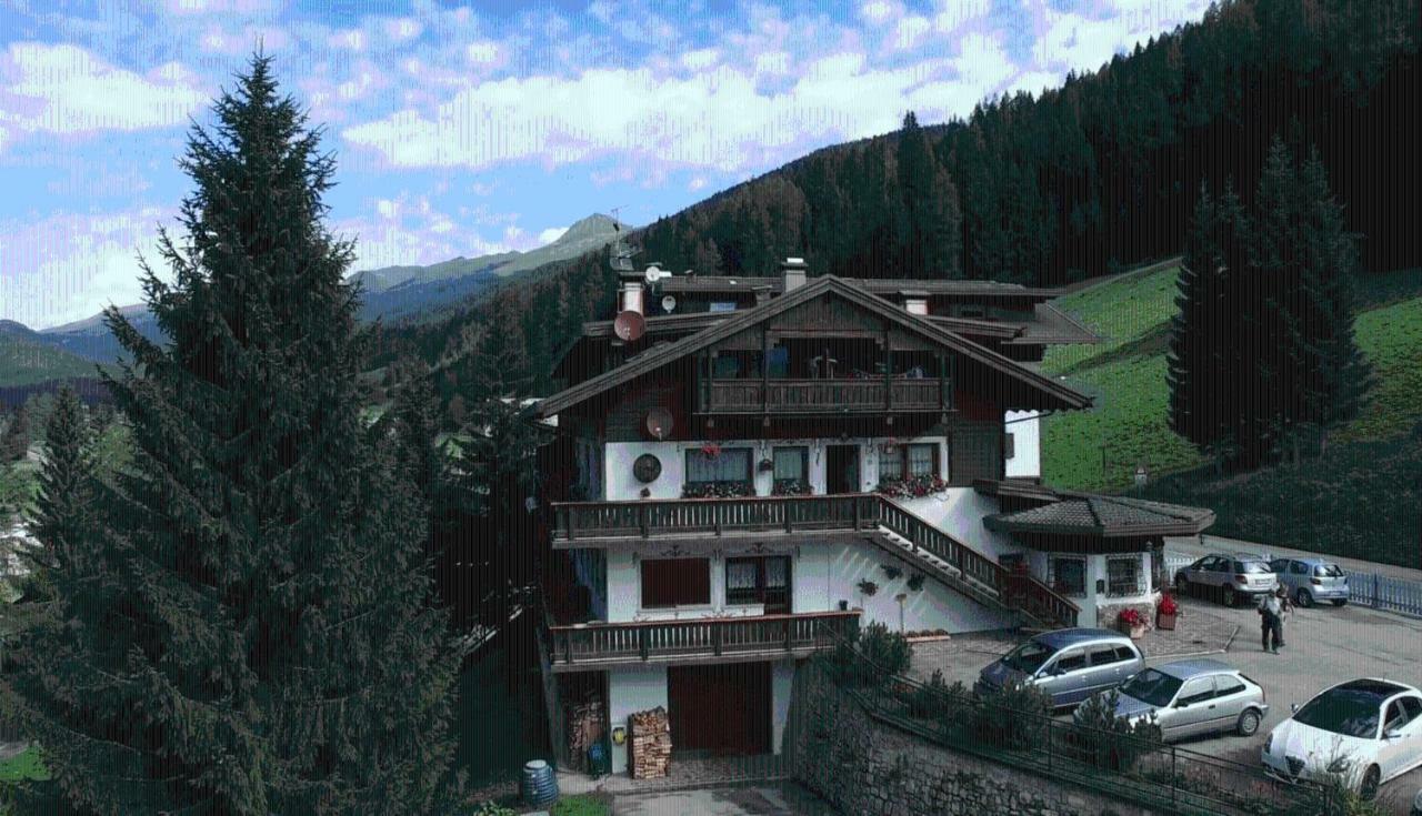 Residence La Pineta Падола Екстер'єр фото